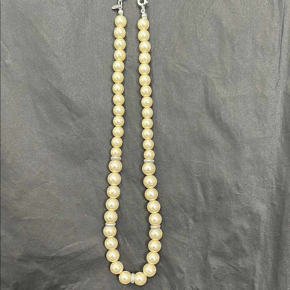 Elegant Cream Pearl Necklace 20inches